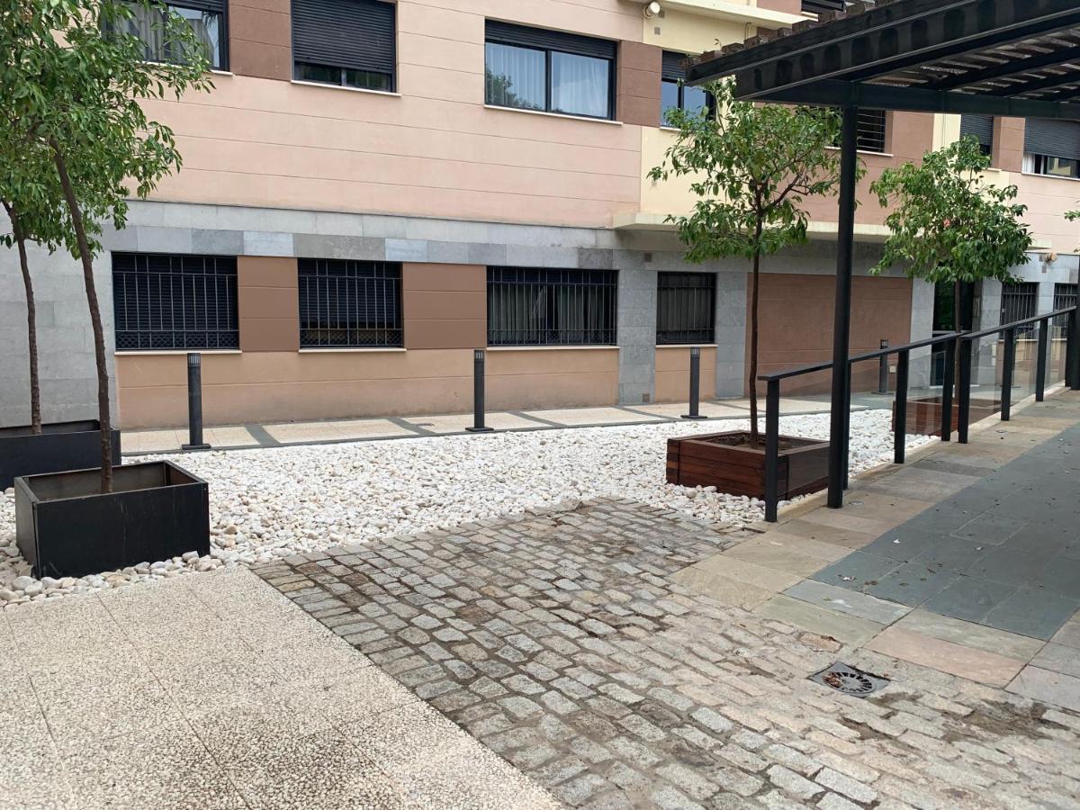 Apartamento Proximo Al Centro De 2 Dormitorios Con Piscina. Seville Exterior photo